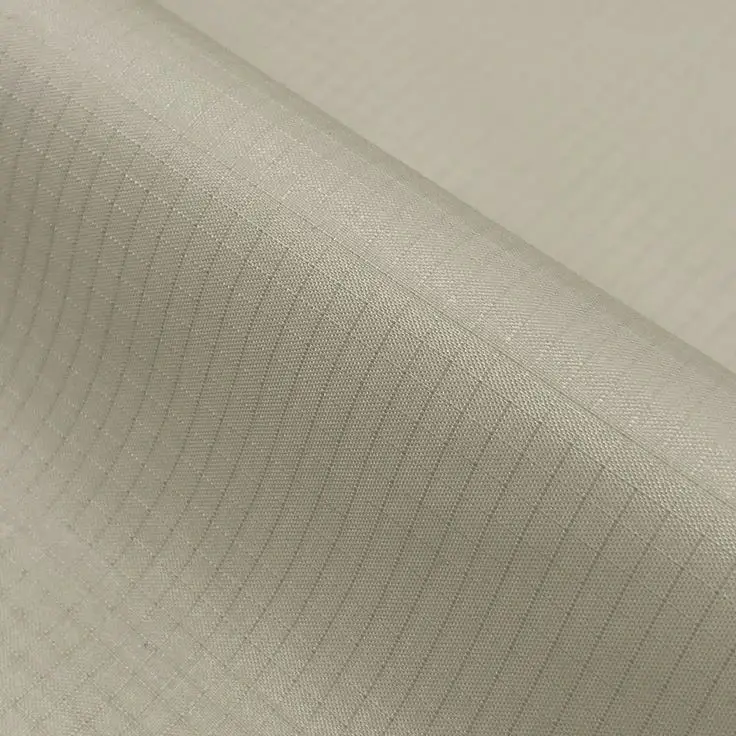 kain ribstop memiliki tekstur kotak kotak anti sobek warna cream