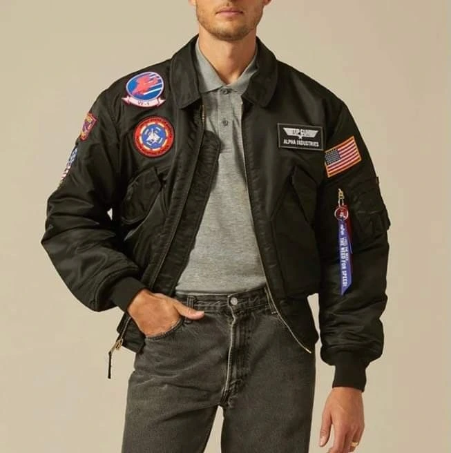 bomber jacket warna hitam logo nasa